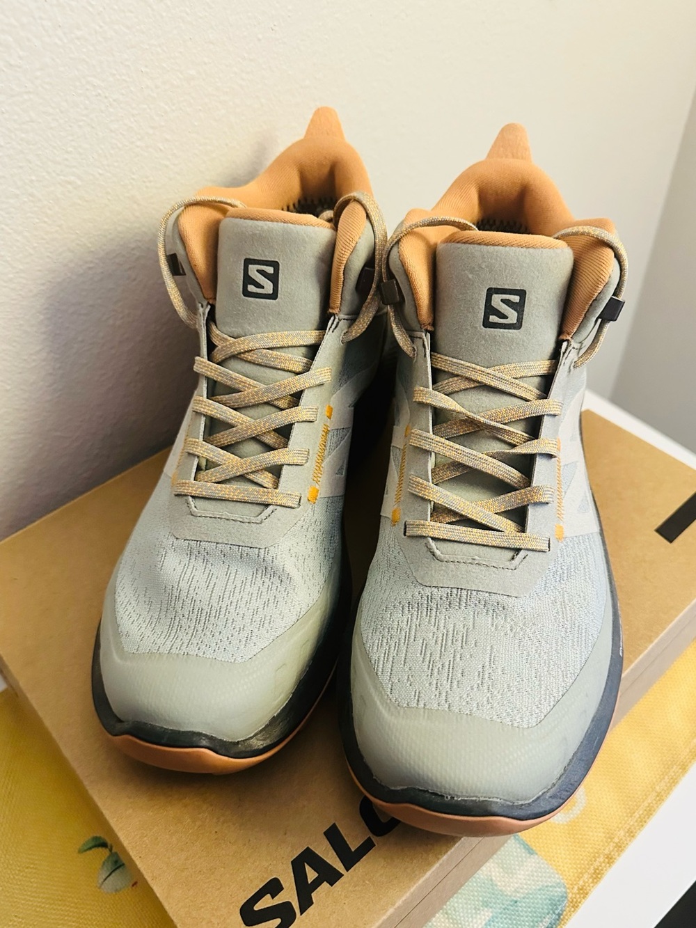 Salomon Out pulse waterproof women’s  hiking boots - Picture 2 of 8